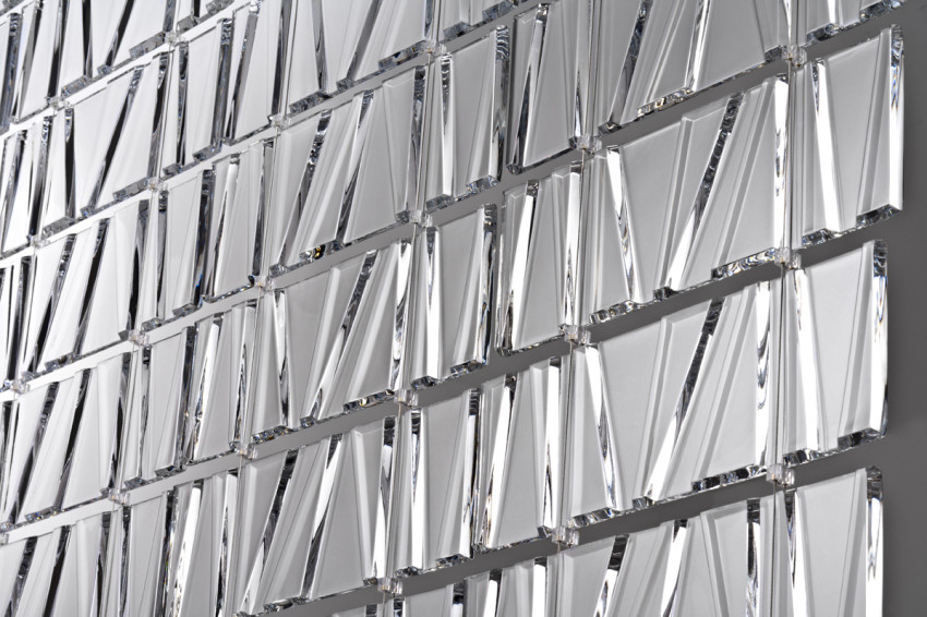 TILE_L1_strip_LED_06